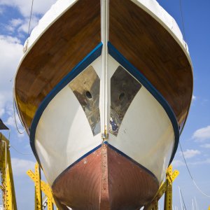 Yatch Varnish